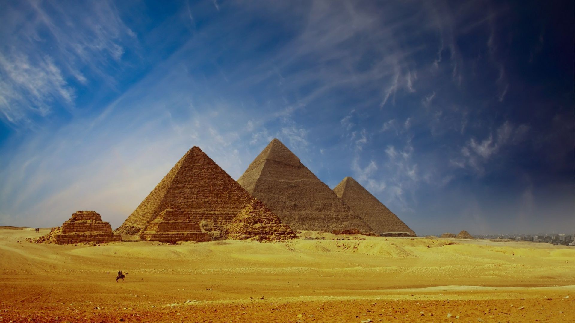 Khám phá Kim tự tháp Giza