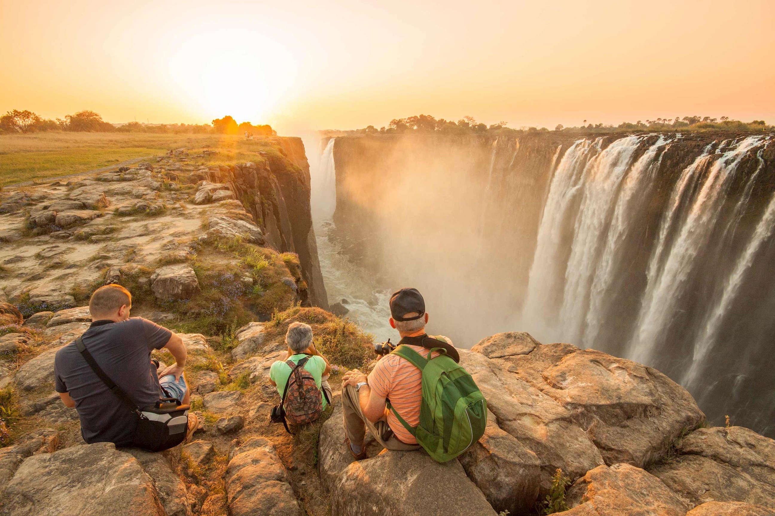 victoria-falls-1711208278.jpg