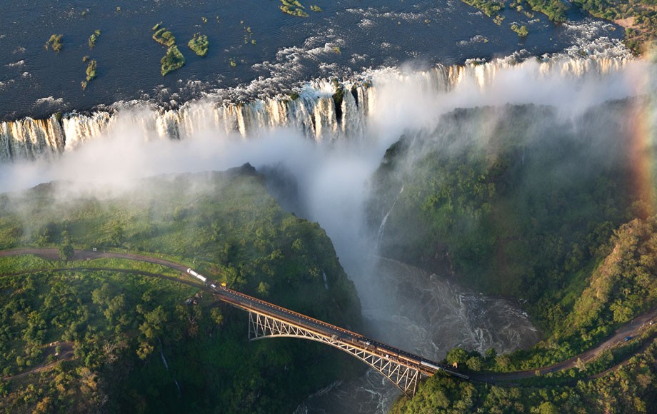 victoria-falls-zambia-1711208277.jpg