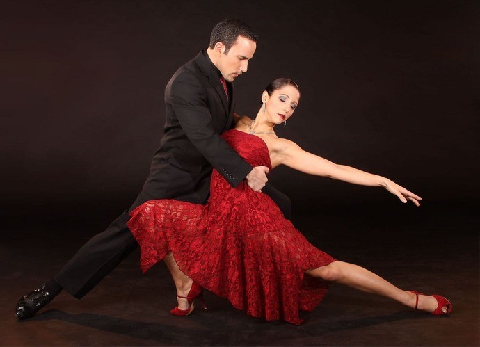 dieu-nhay-tango-1722340058.jpg