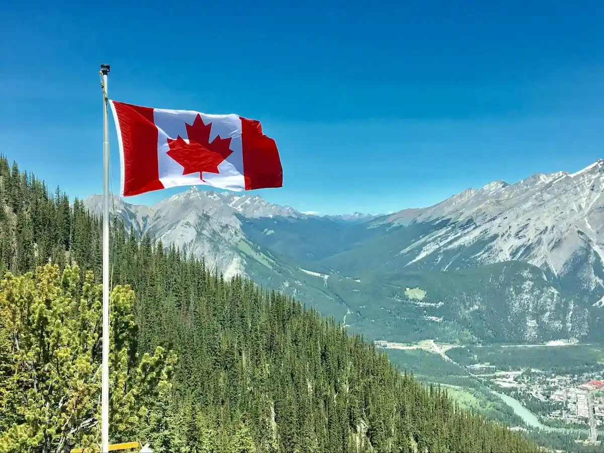 Đi Canada có cần visa không?