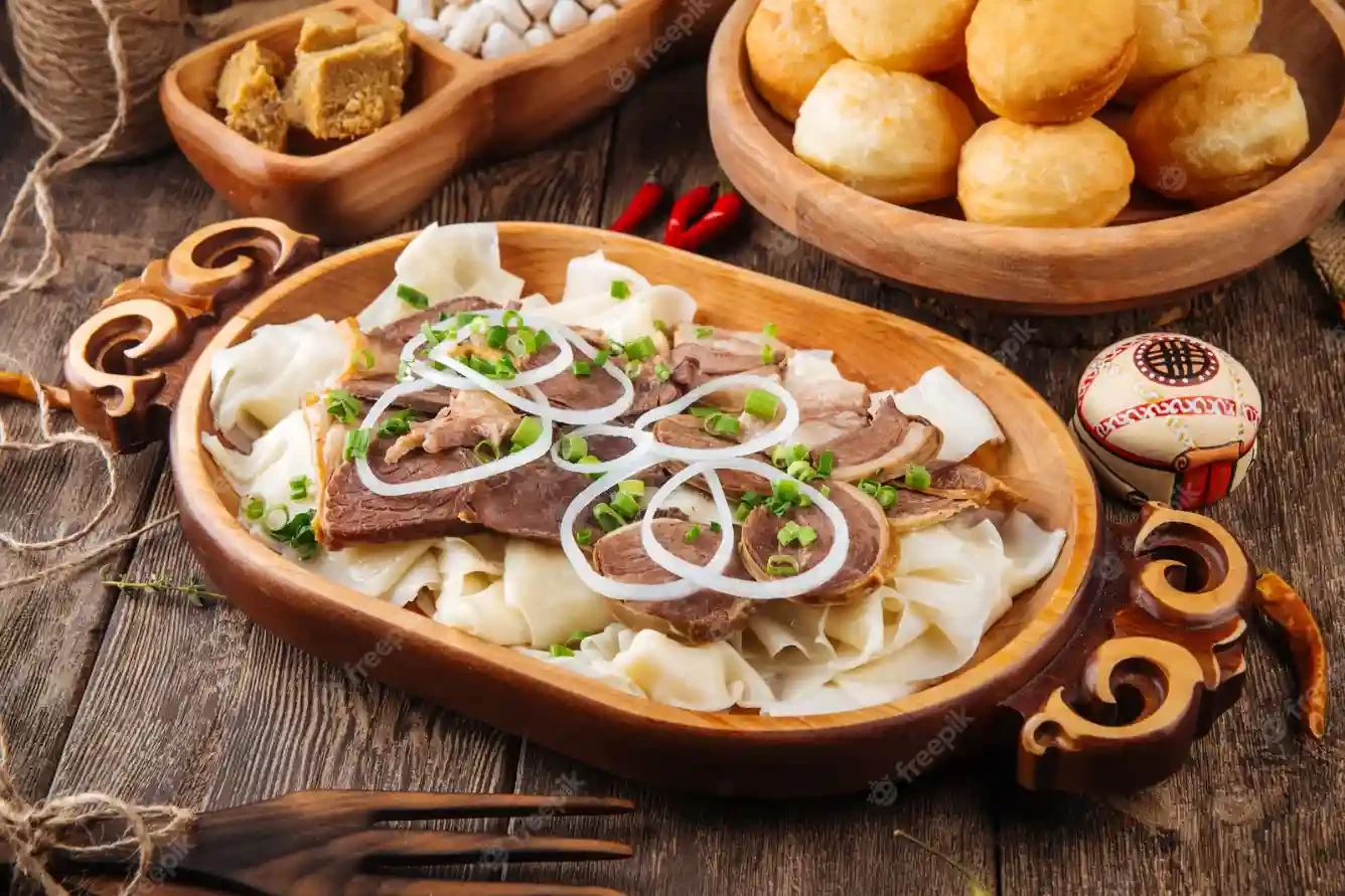 du lịch kazakhstan thưởng thức món ăn beshbarmak