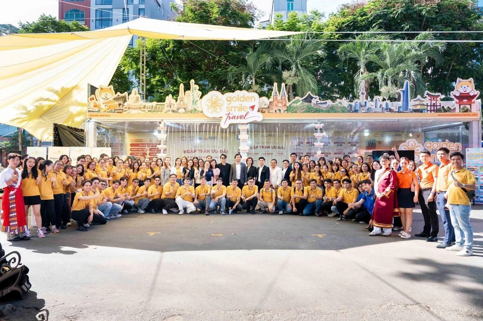 Công ty du lịch Golden Smile Travel chuyên cung cấp tour du lịch uy tín