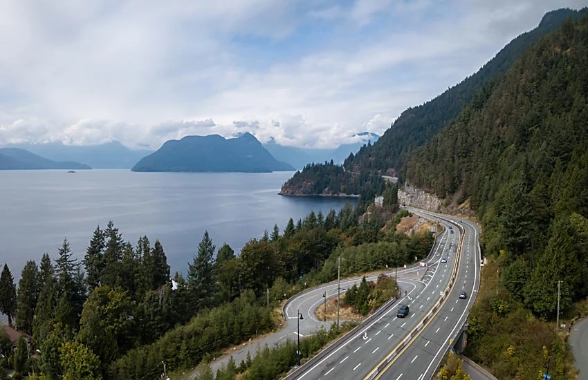 Sea to Sky Highway là một hành trình ngắn nhưng vô cùng ấn tượng.