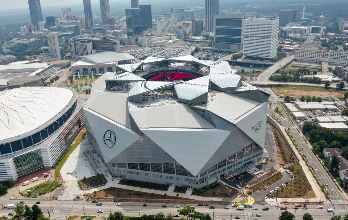 Sân vận động Mercedes-Benz