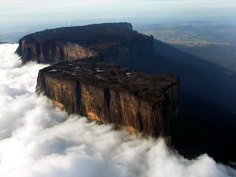 Núi bàn Roraima