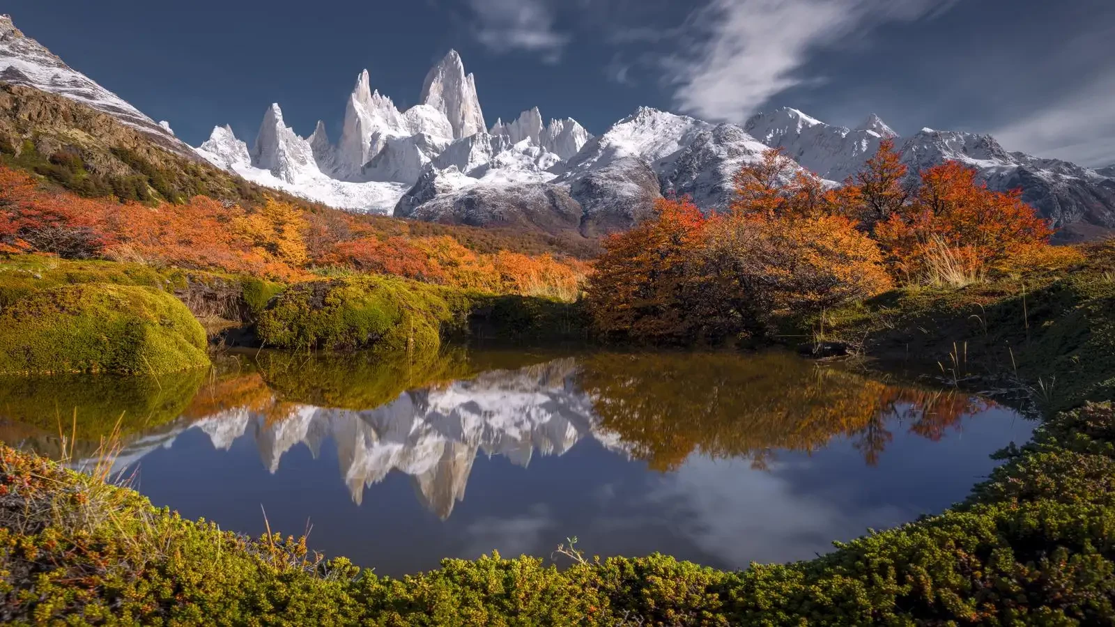 Mùa thu tại Laguna de los Tres