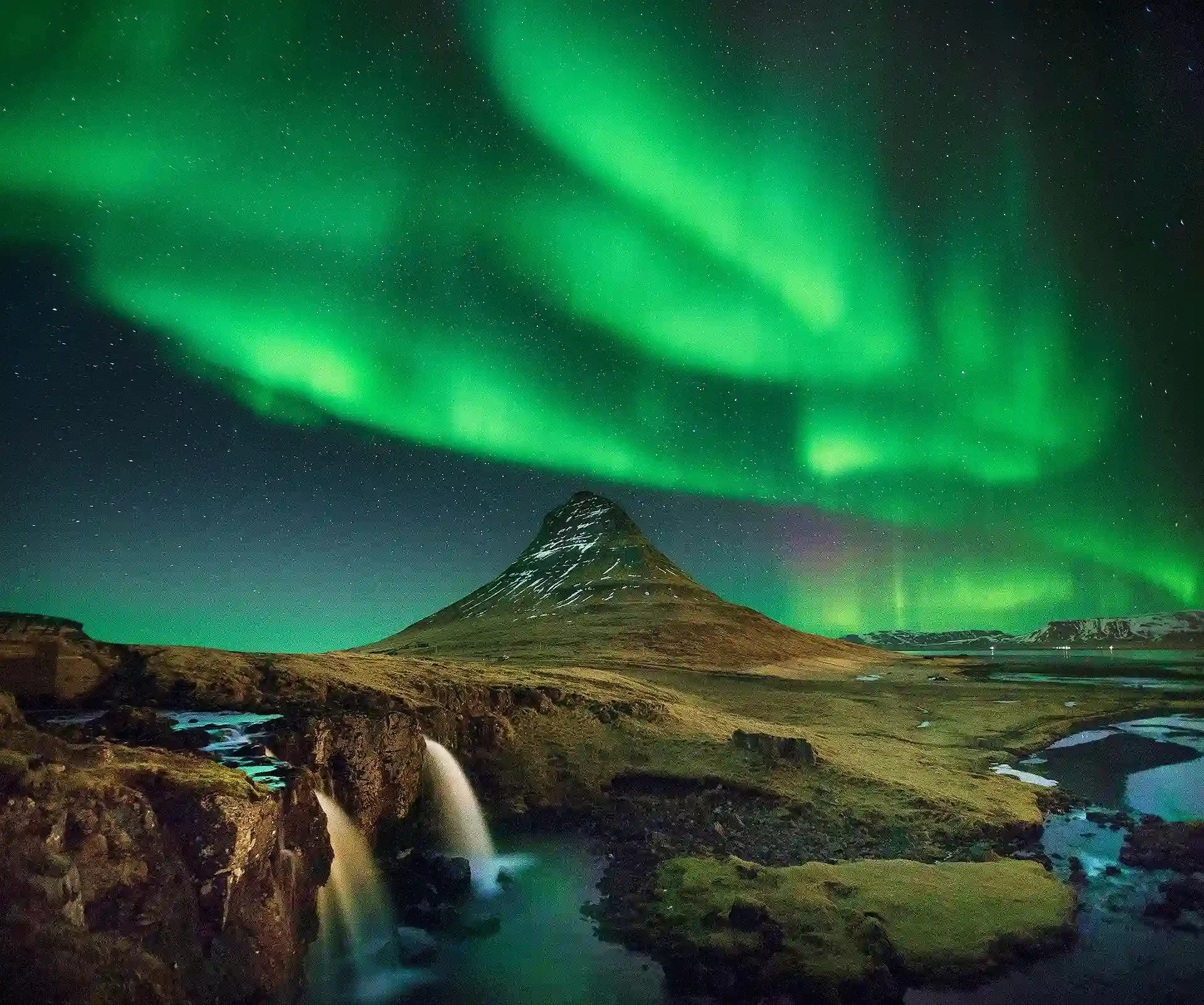 Cực quang ở iceland