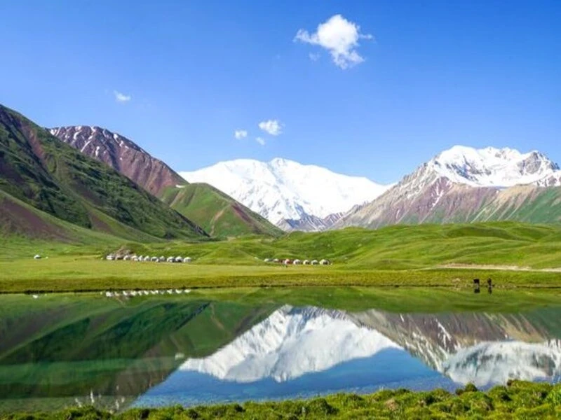 du lịch Kazakhstan với thiên hùng vĩ