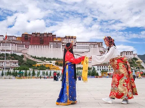 Tour du lịch Tây Tạng 7N6Đ | Hành trình đến với Tây Tạng 2024 "Hoa Sen Trên Tuyết"