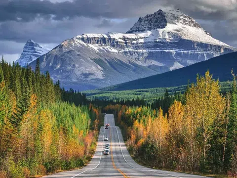 Những địa điểm Road Trip nổi tiếng tại Canada