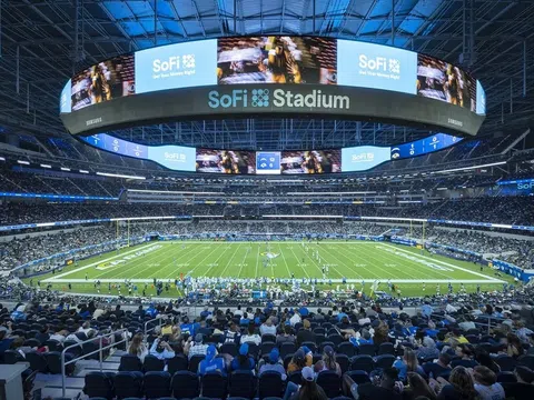 Sân Vận Động SoFi Nổi Tiếng Tại Atlanta Hoa Kỳ