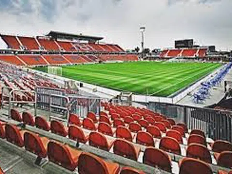 Sân Vận Động BMO Field Nổi Tiếng Tại Atlanta Hoa Kỳ