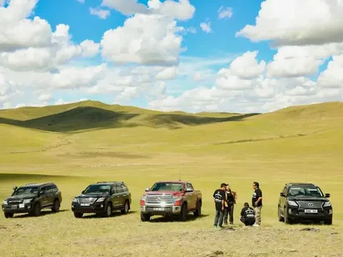 Tự Lái Xe Ở Mông Cổ: Đi Road Trip Mông Cổ Có Cần Bằng Lái Xe Không?