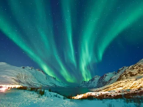 Khám phá mùa cực quang ở Iceland: Thời điểm và kinh nghiệm săn ảnh tuyệt đẹp