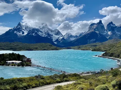 Khám phá hồ Pehoé Chile: Viên ngọc xanh ngọc bích giữa lòng Patagonia