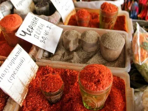 Khu chợ Jayma nổi tiếng tại Kyrgyzstan