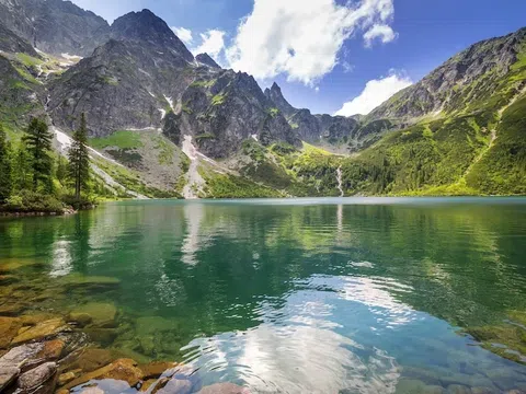 Khám phá hồ Sary-Chelek tại Kyrcyzstan