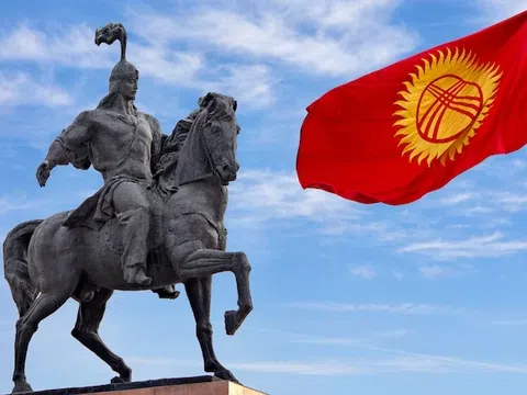 Tượng Manas nổi tiếng bậc nhất tại Kyrgyzstan