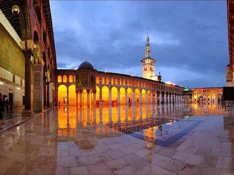 Thành phố Nizwa: Thành phố bí ẩn lâu đời nhất thế giới
