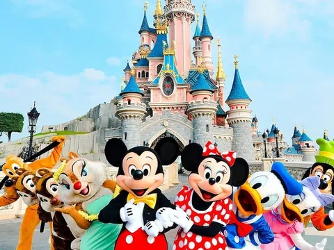 Công viên Disneyland Park: Khám Phá Công Viên Disney Đầu Tiên Trên Thế Giới