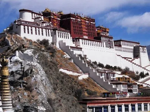 Chiêm ngưỡng vẻ đẹp độc đáo của các Tu viện cổ Tây Tạng