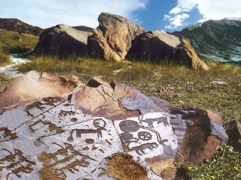 Thánh địa Tamgaly-Tas: Địa điểm tâm linh huyền bí tại Kazakhstan